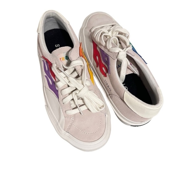 Straye Logan Flame Cream Rainbow Sneaker Skate Shoe Unisex Adult W 9.5 Men 8 EUC main image 4